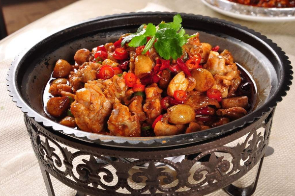 蛙小贤砂锅牛蛙饭加盟费多少钱_蛙小贤砂锅牛蛙饭加盟店_蛙小贤砂锅