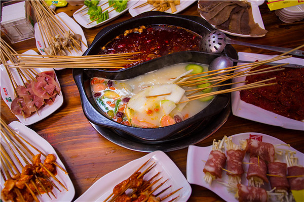 顾大姐1987小郡肝:用产品和服务打动餐饮美食消费者