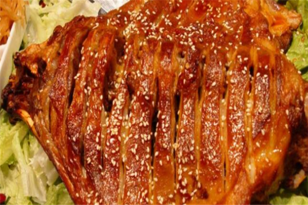 草原郎烤羊腿加盟费多少钱_草原郎烤羊腿加盟店_草原郎烤羊腿投资费用