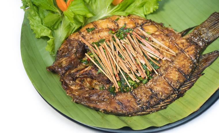 香茅草烤鱼