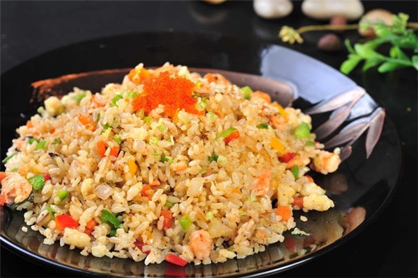 龙哥海鲜炒饭