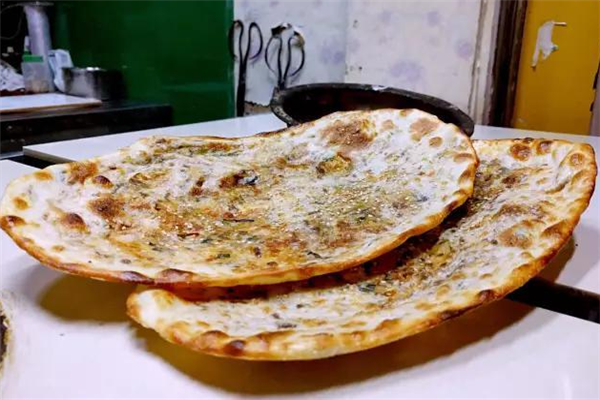 菲尝锅王公安锅盔