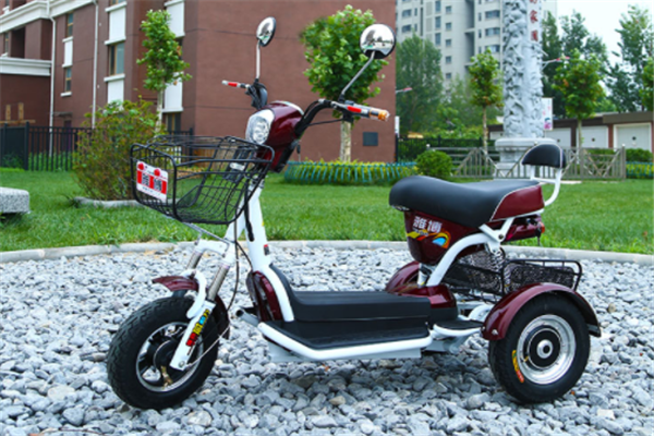 雅博电动三轮车