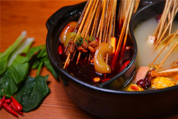 聚福苑砂锅串串香加盟费多少钱_聚福苑砂锅串串香加盟店_聚福苑砂锅