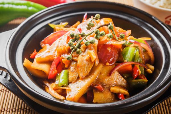 全味黄焖鸡加盟费多少钱_全味黄焖鸡加盟店_全味