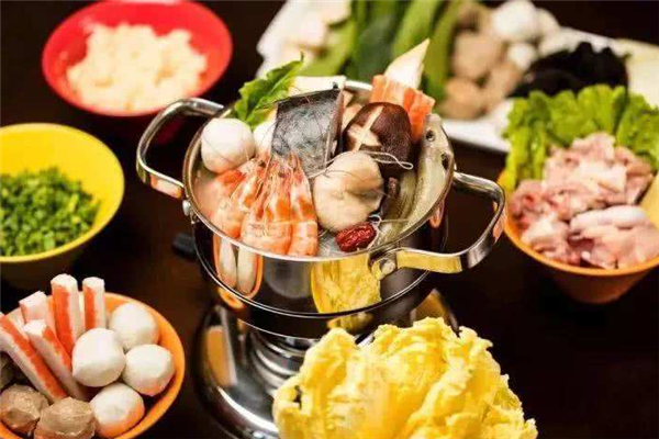 锅内锅外海鲜自助小火锅加盟费多少钱_锅内锅外海鲜自助小火锅加盟店
