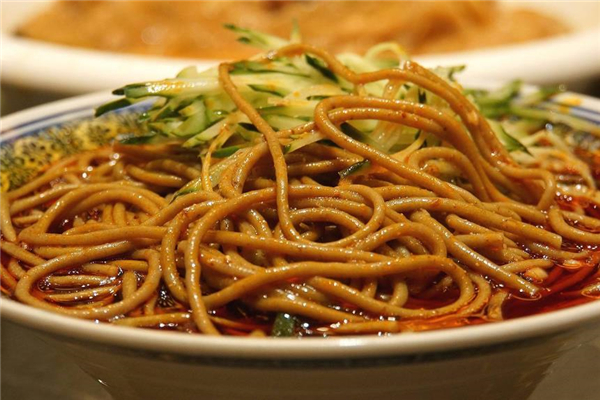 南七荞面饸饹加盟费多少钱_南七荞面饸饹加盟店_南七荞面饸饹投资费用