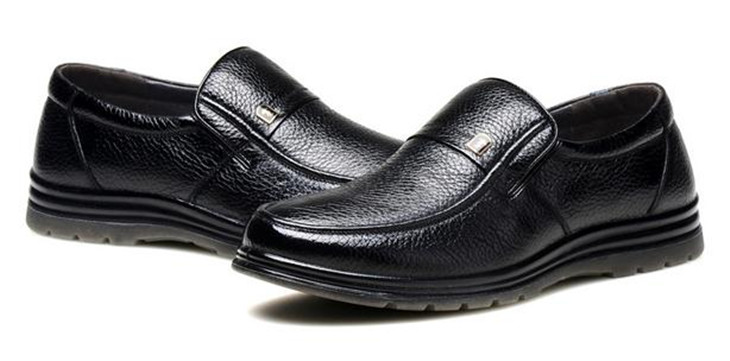 开一家啄木鸟皮鞋多少钱?加盟费多少?总投资7.3万起,免加盟费!