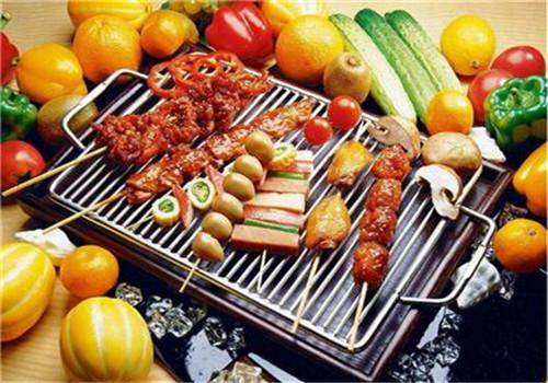 烤排骨加盟风靡全国：传统美食新玩法
