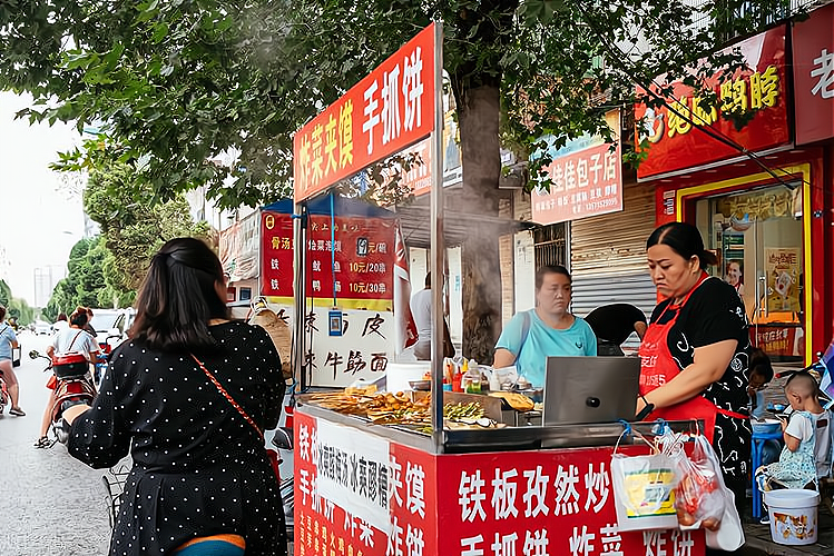 学校门口摆摊暴利生意有哪些？以下这五个生意，成本低，利润大，可以选择_加盟星百度招商加盟服务平台