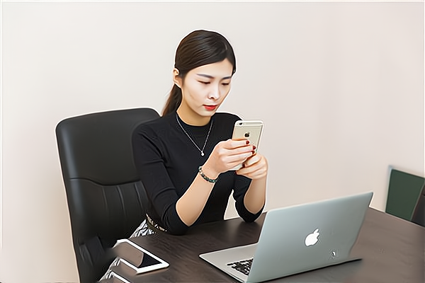 女人做什么小生意成本低利润高(做什么小生意最赚钱 低成本又赚钱的生意女人)