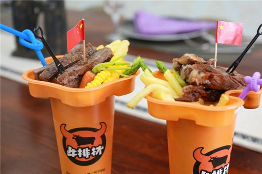 音乐餐厅加盟风潮来袭：听觉与味蕾的双重享受