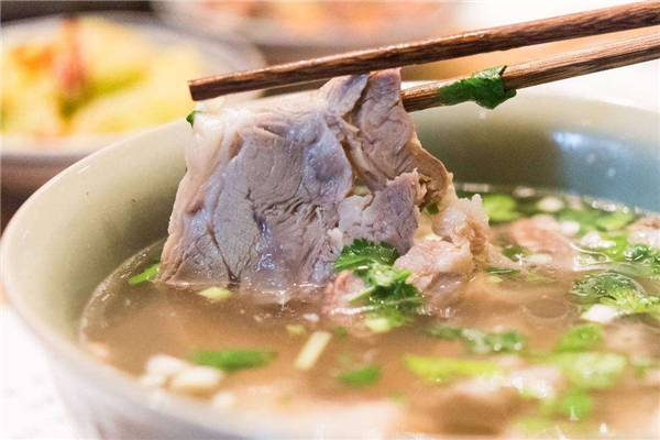 九朝一品羊肉汤