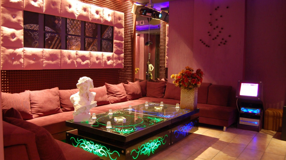 开一家美嘉美ktv加盟费多少?大致需要43.6万元起