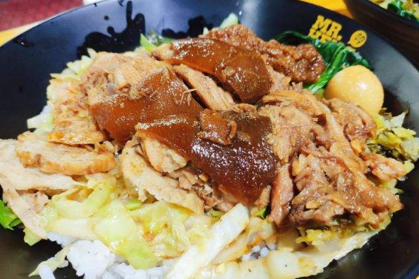 哼哼先生猪肘饭投资费用/加盟费21.4万起