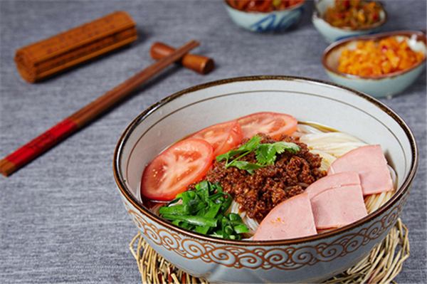 2万元_香沅桥米线加盟怎么样_加盟香沅桥米线需要什么条件?