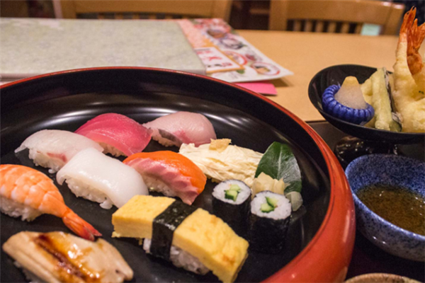 东田寿司加盟费多少钱_东田寿司加盟费低至11万元_东田寿司加盟怎么样