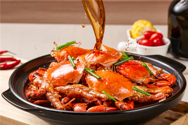 蟹哩蟹气肉蟹煲加盟费多少钱_蟹哩蟹气肉蟹煲加盟费低至11万元_蟹哩蟹