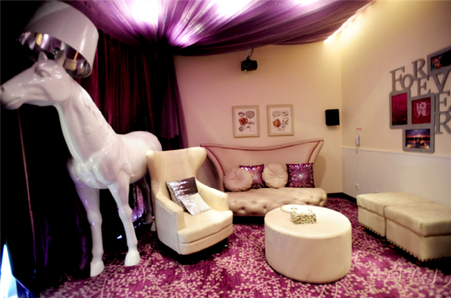 5万元_艾米1895私人影院加盟怎么样_艾米1895私人影院可以提供哪些