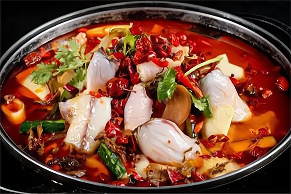 小小河边鱼黄辣丁鲜鱼锅:用产品和服务打动餐饮美食消费者