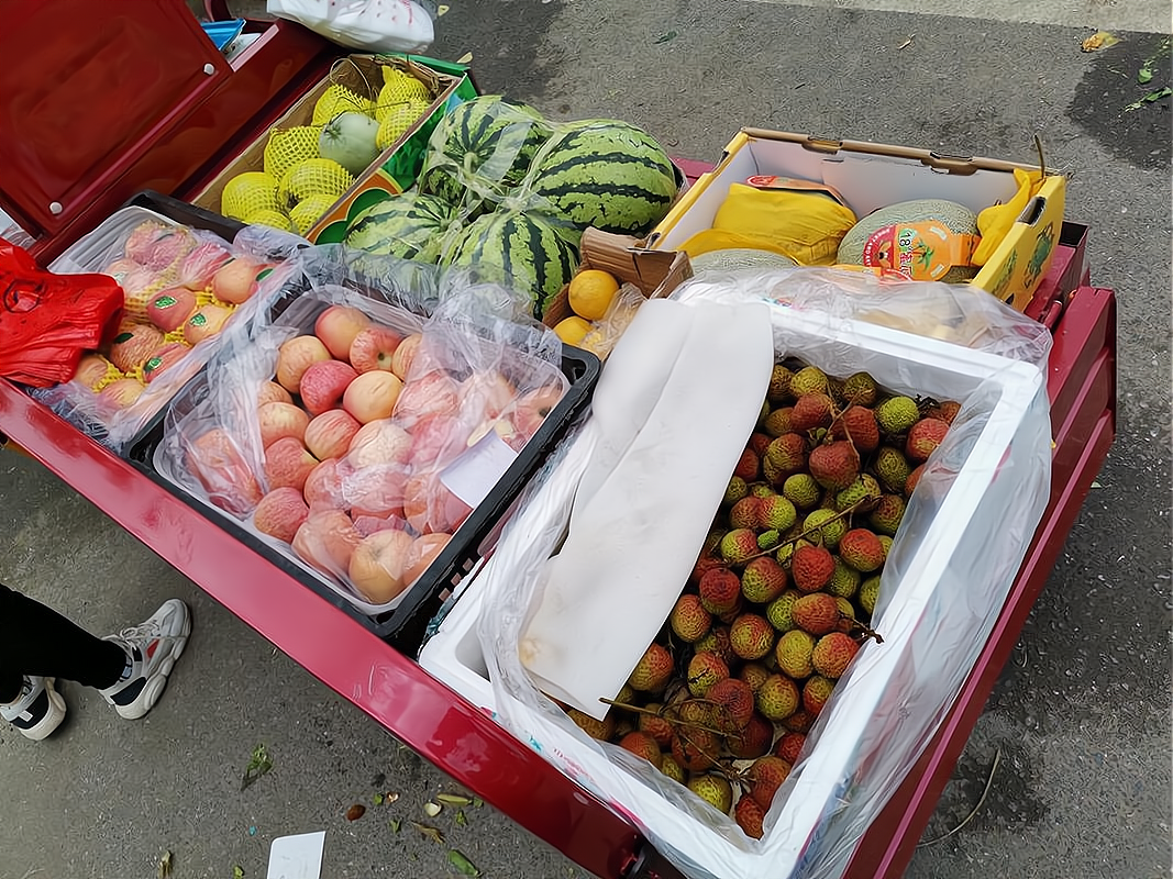 流动水果摊一个月挣多少呢?下面就给大家从五个方面来介绍一下吧!