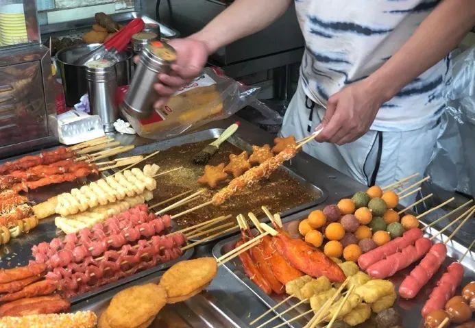 小区门口适合做什么小吃生意(小区门口适合做什么小吃生意比较好)