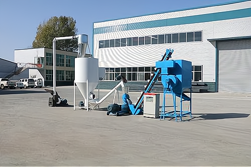 开个小型饲料厂要什么设备?