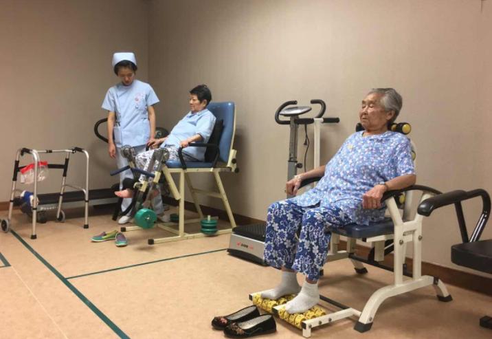 做康养项目需要什么资质：探索康养产业的创业机遇与资质要求_加盟星百度招商加盟服务平台