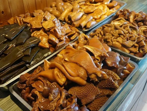 卤菜食品小作坊投资多少钱?小本创业,开启卤菜美食新篇章!