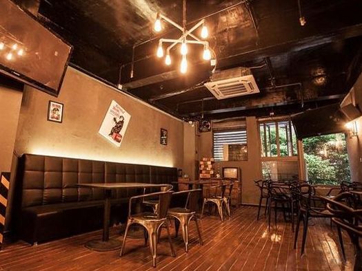 小酒馆需要啥手续:开启创业之旅的必备指南