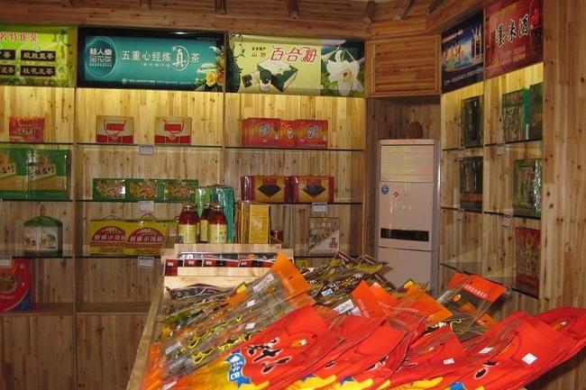 标题只做实体的土特产店有哪些？揭秘实体店模式下的土特产创业蓝海，共赢地域风味新商机！_加盟星百度招商加盟服务平台