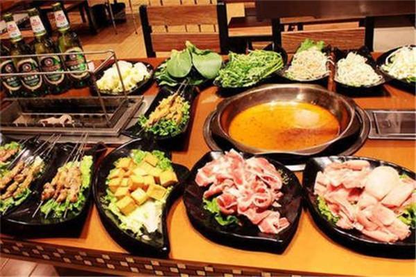 三胖烤肉加盟费多少钱_三胖烤肉加盟费低至15万元_三胖烤肉加盟怎么样_安三胖烤肉生意怎么样？揭秘安三胖烤肉火爆背后的创业良机与丰厚回报！_加盟 ...
