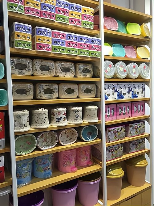 大学生自己开什么店比较好(大学生自己开什么店比较好找工作)