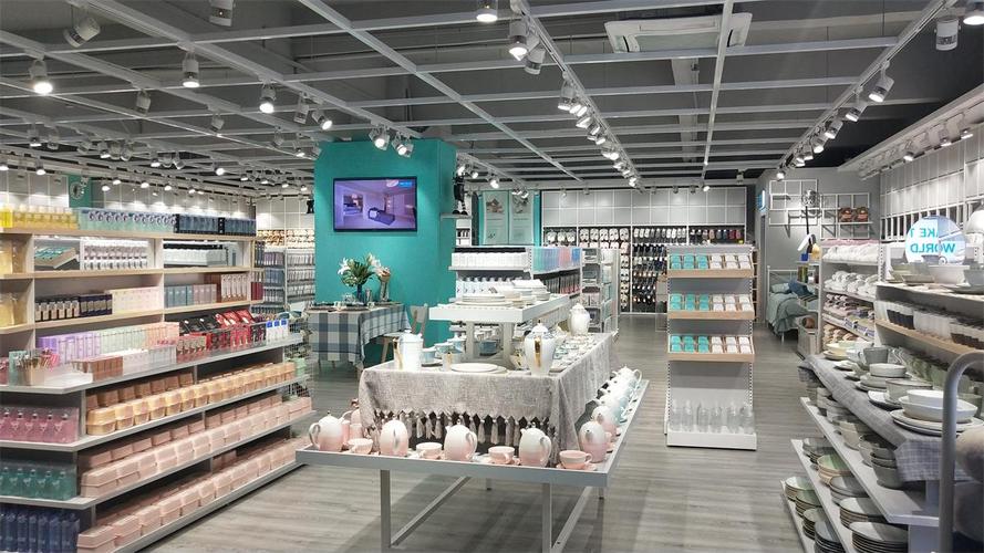三福百货商店加盟费多少钱_三福百货商店加盟费低至10.7万元_三福百货商店加盟怎么样_三福百货加盟费及加盟条件2023年最新规定——携手共创 ...