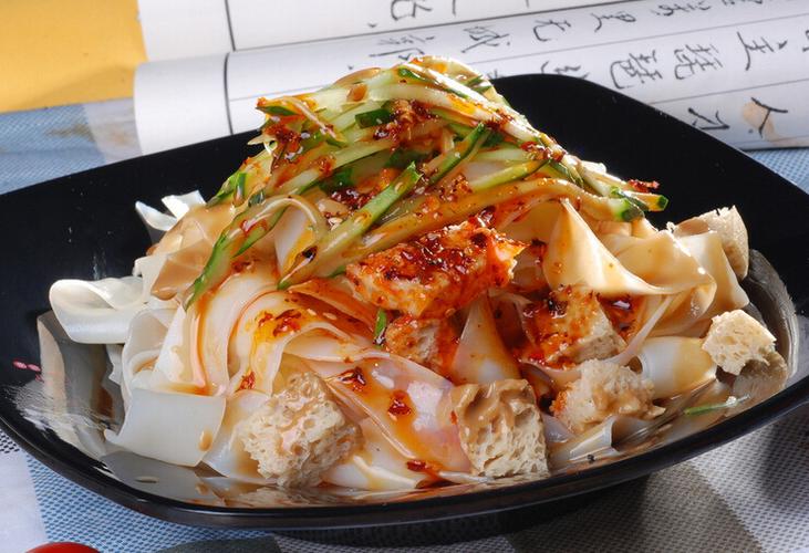 手工米皮：传统美食的魅力再现