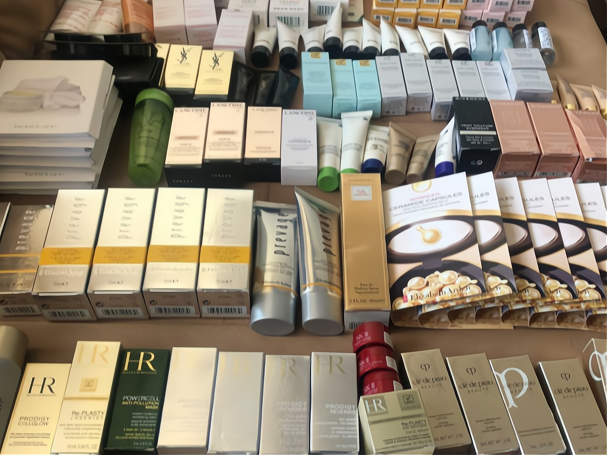 化妆品大牌小样集合店加盟,可以从以下几个方面来了解
