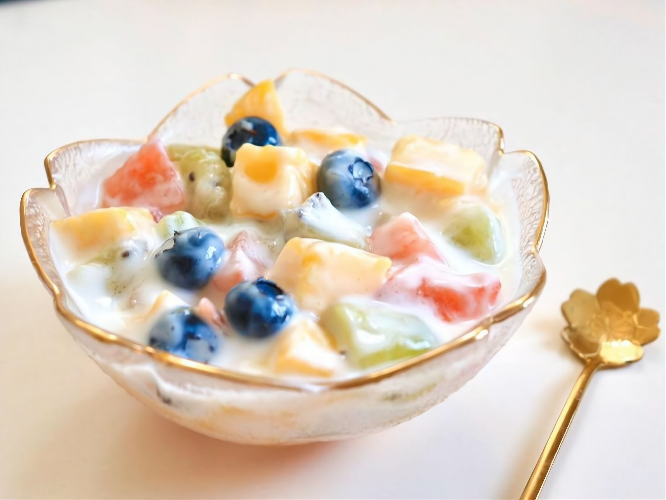 榴芒先生水果捞加盟费需要多少钱?主要以下几种费用