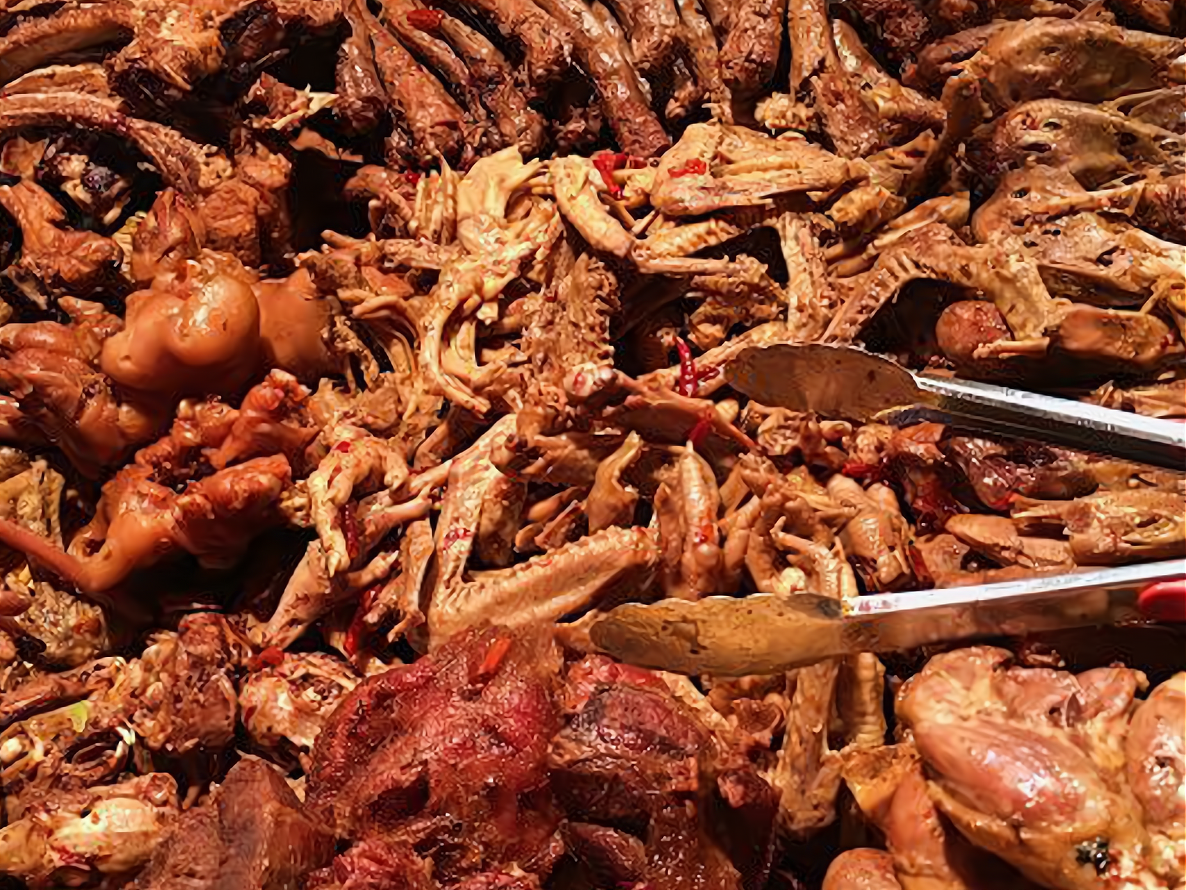 北王氏现捞鸭脖总部地址