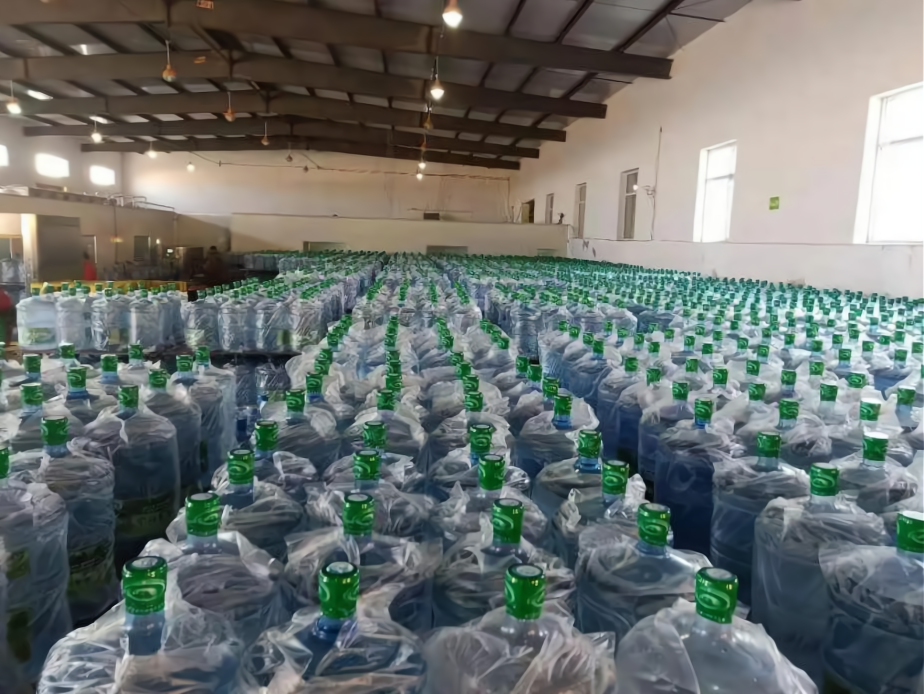 开个配送桶装水站需投资多钱加盟费用_开个配送桶装水站需投