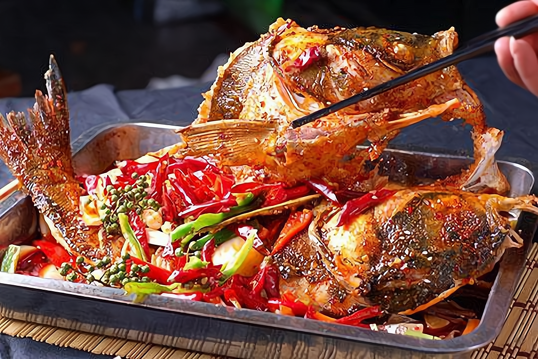 开一家追鱼记小份烤鱼加盟费多少?大致需要21.4万元起