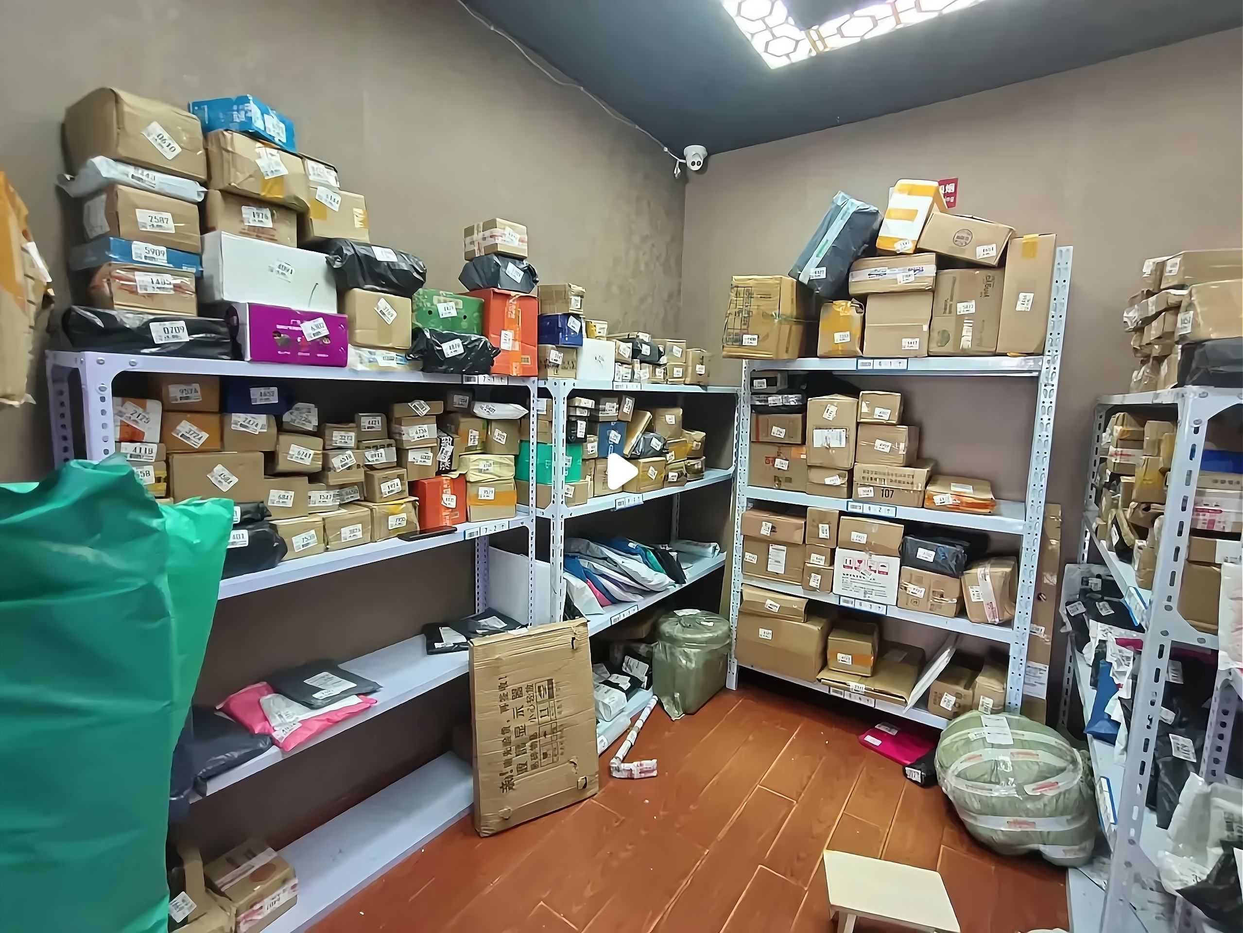 乡村快递代收点加盟费多少钱?