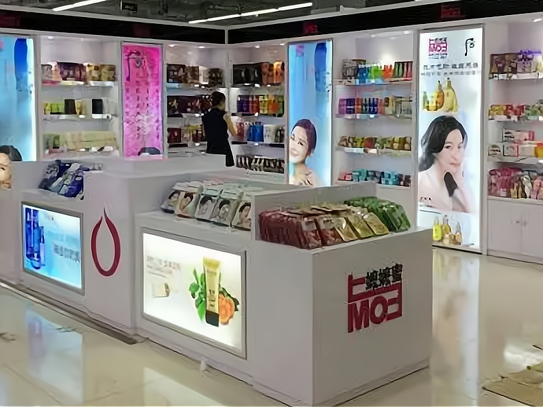 适合女人的小加盟店(适合女性加盟项目精品店)