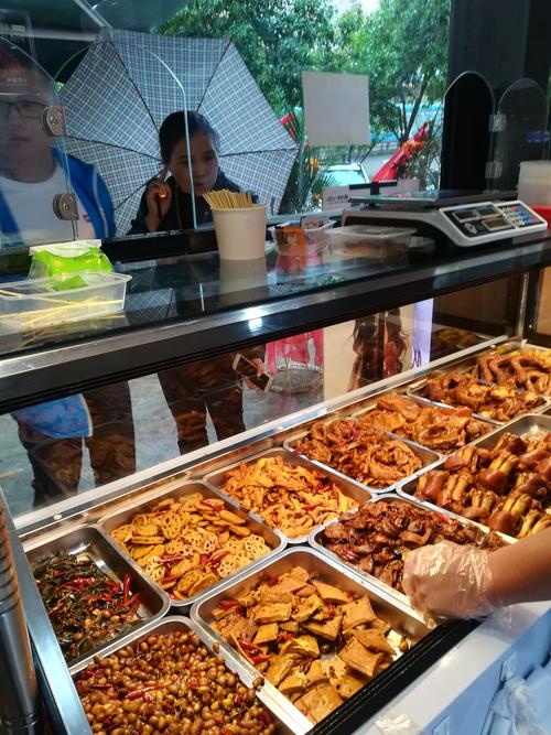 一手店加盟费多少钱_一手店加盟费低至26.4万元_一手店加盟怎么样_加盟一手店熟食，赚钱新机遇！解析熟食行业中的一手店盈利之道_加盟星百度招商 ...